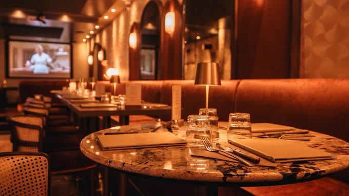 Les Coulisses Restaurant